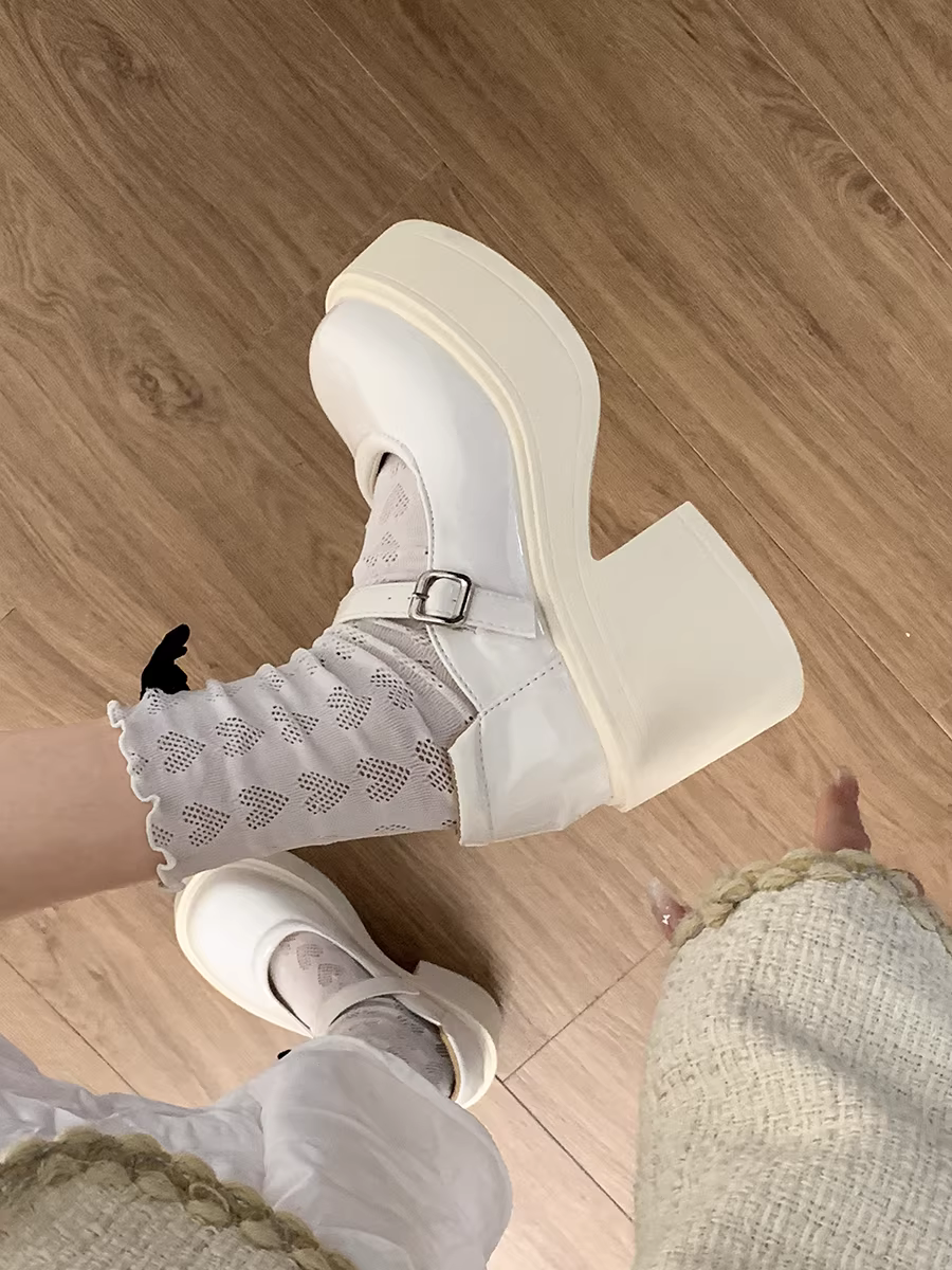 Giày da đế xuồng chunky kiểu Pháp cổ điển màu đen dành cho nữ, mẫu mới thu đông 2024, kiểu Mary Jane, phối chân váy, miệng giày nông, giày đơn.
