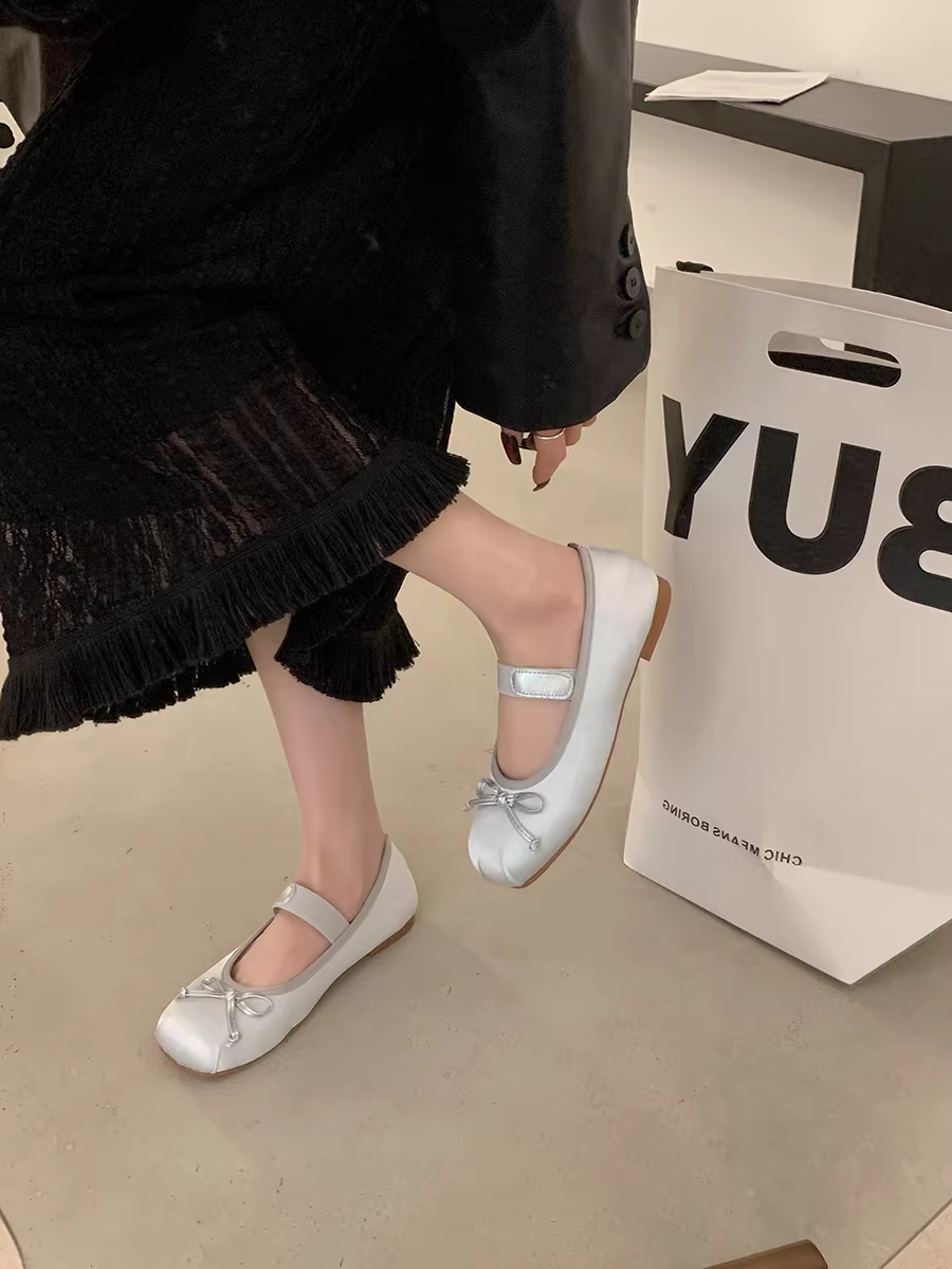 Giày bệt kiểu Chanel miệng nông gót thấp dành cho nữ, giày ba lê đế mềm mới mùa thu 2025, giày Mary Jane kiểu Pháp cổ điển.