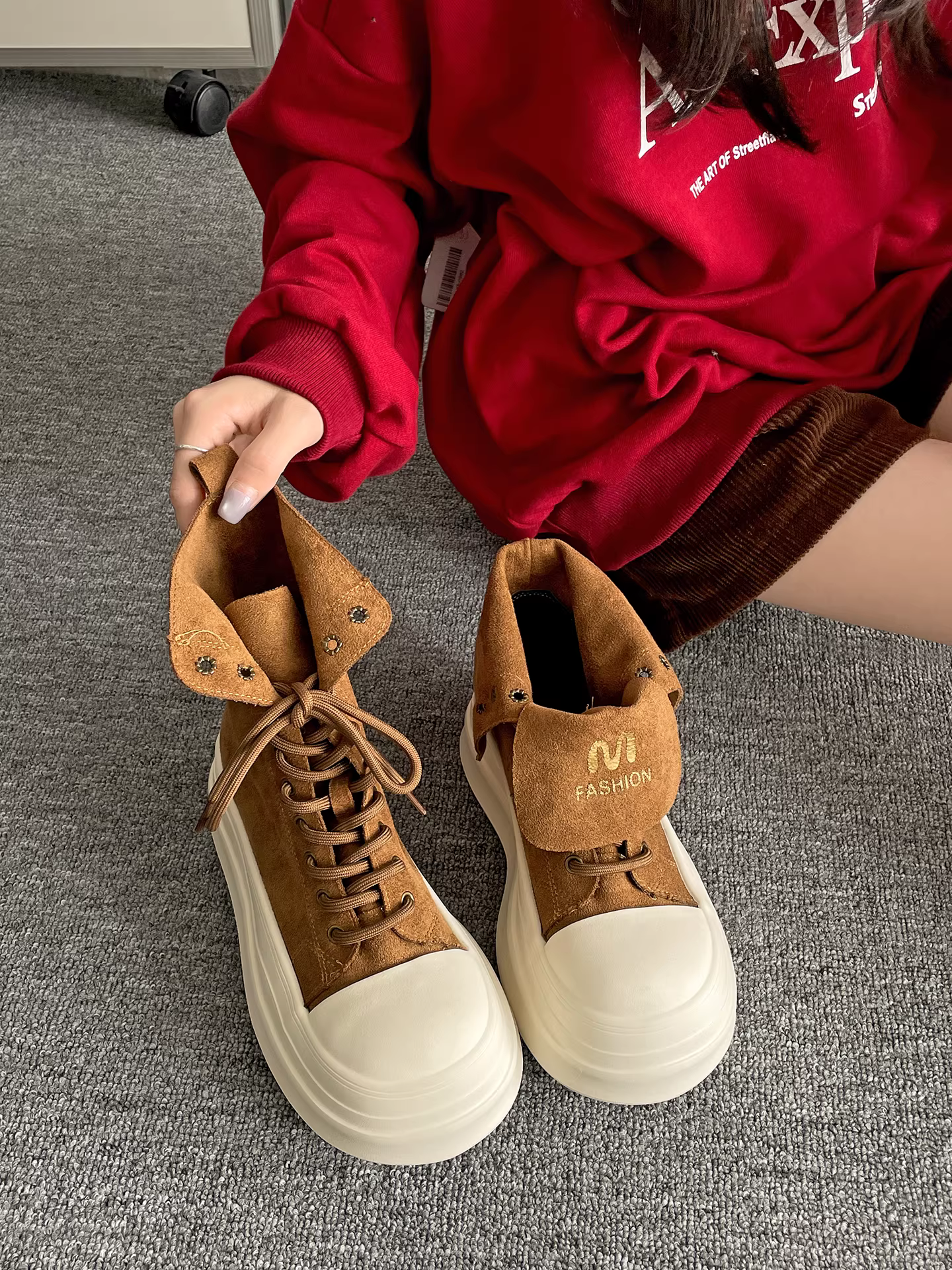 Giày vải cao cổ đế dày phong cách retro Nam Trung Quốc dành cho nữ 2025, mẫu mới mùa thu, đa năng, tăng chiều cao, kiểu dáng năng động