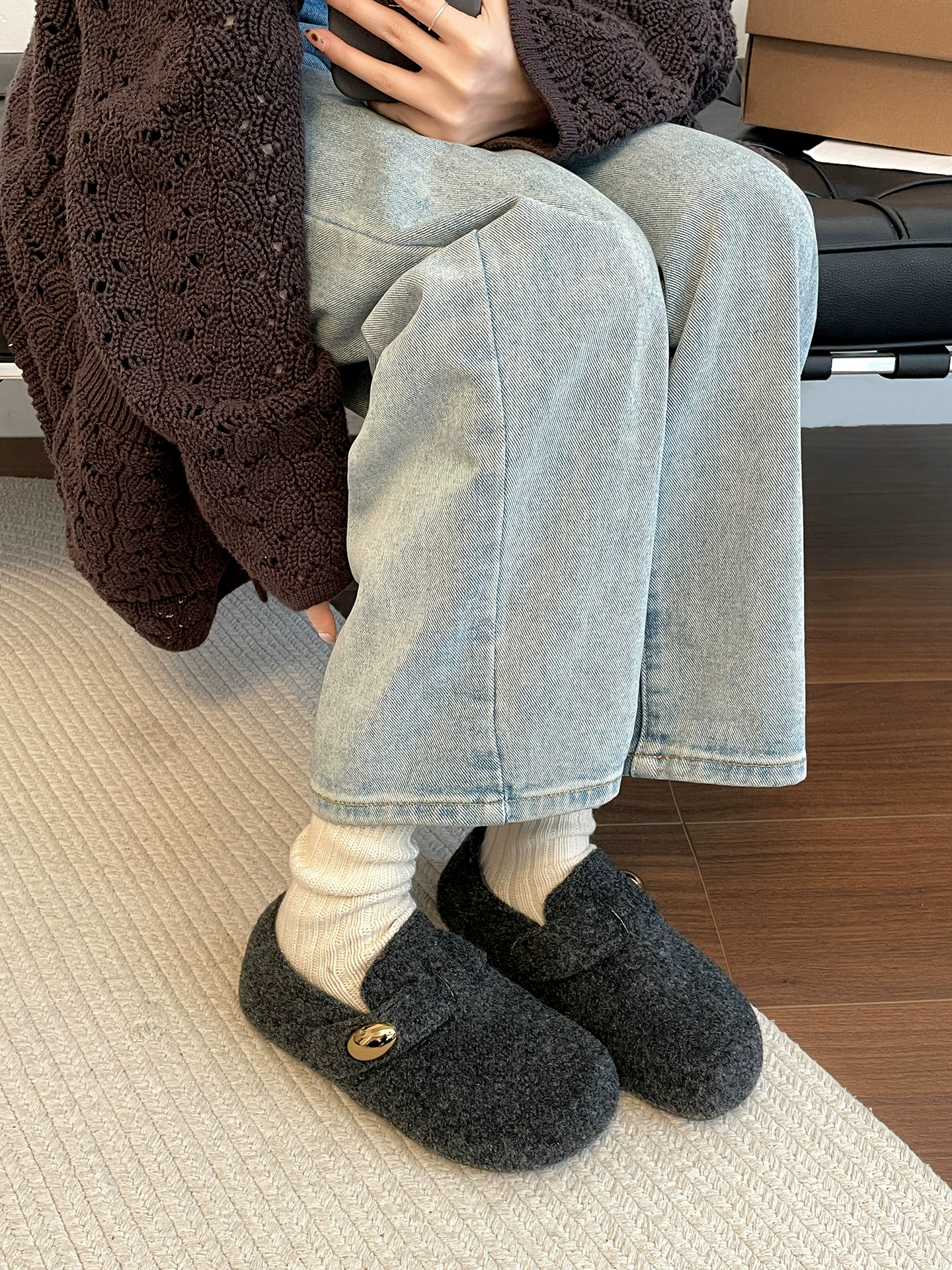 Giày lông dày đế dày kiểu cổ điển Nanzai dành cho nữ, đi ngoài trời, giày mùa đông mới năm 2025, ấm áp, lót lông mềm mại, chống trơn trượt, kiểu Birkenstock.