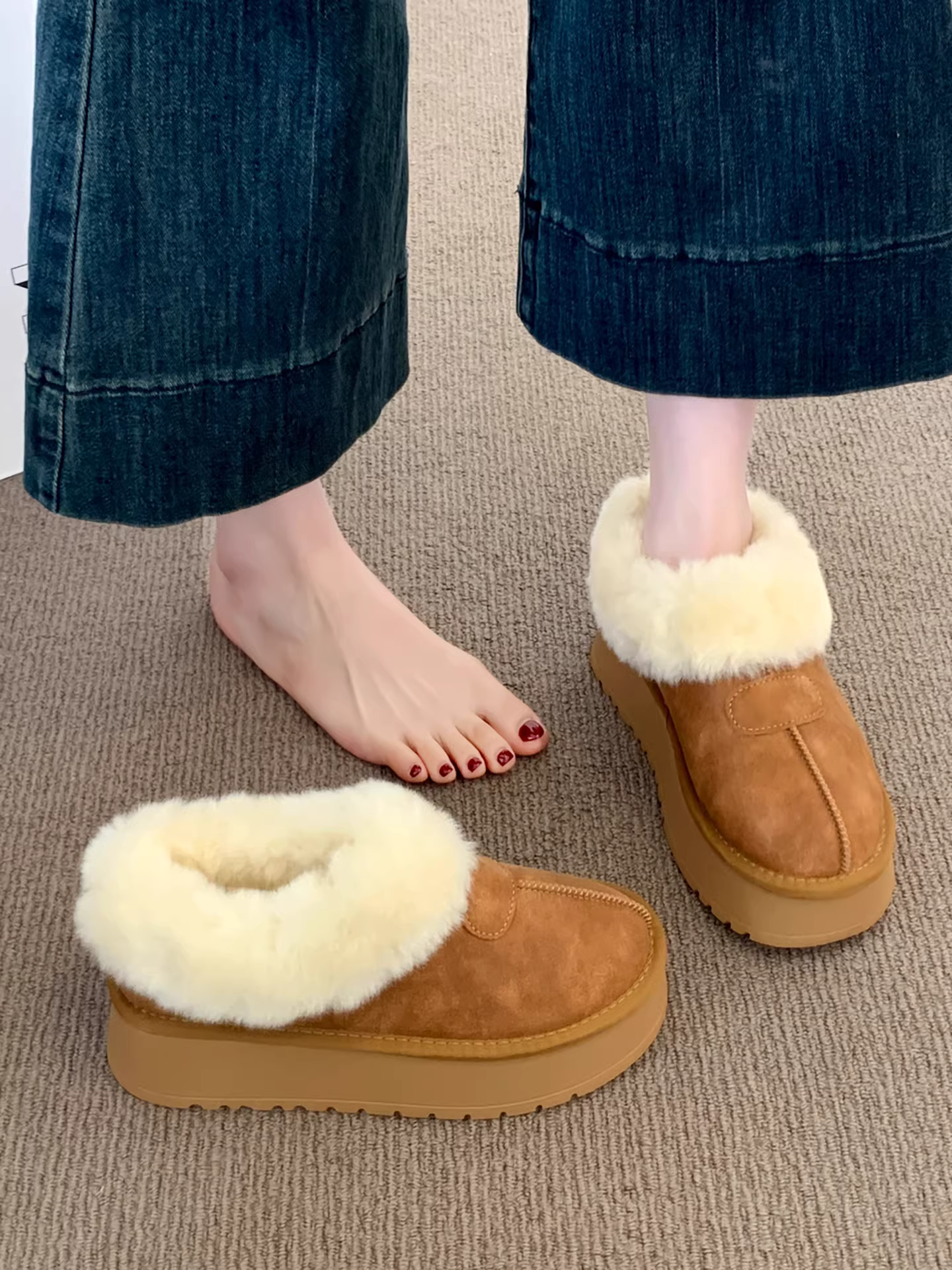 Giày bốt nữ mùa đông đế dày lót lông cừu chống trơn kiểu mới 2025 giữ ấm phong cách retro đi ngoài trời