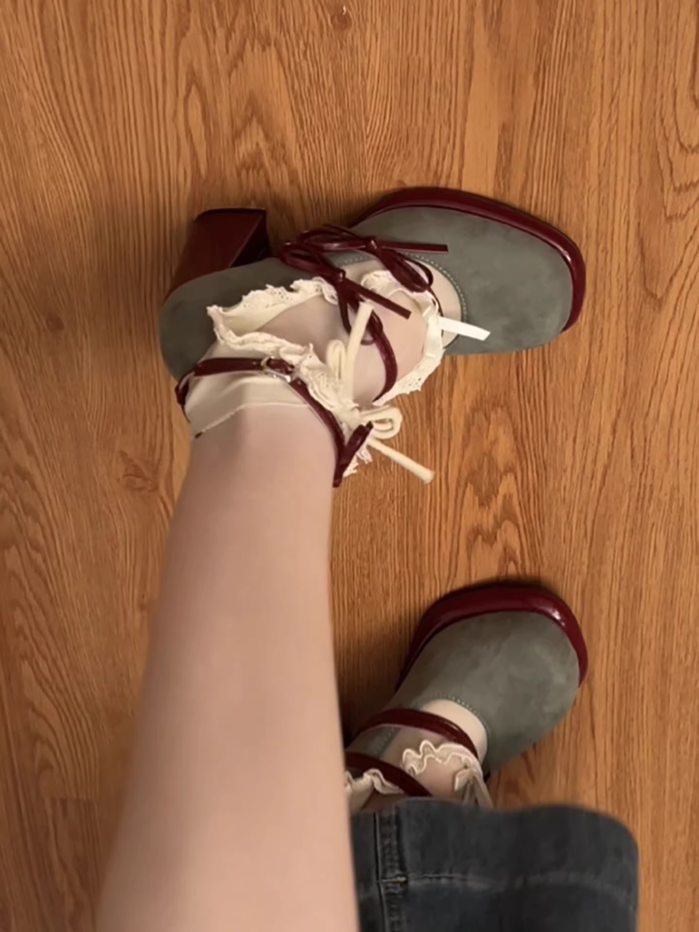 Giày cao gót đế đỏ kiểu Nan Zai Nan, gót thô, dành cho nữ, mẫu mới xuân thu 2025, tăng chiều cao, kiểu Mary Jane, dành cho người thấp.