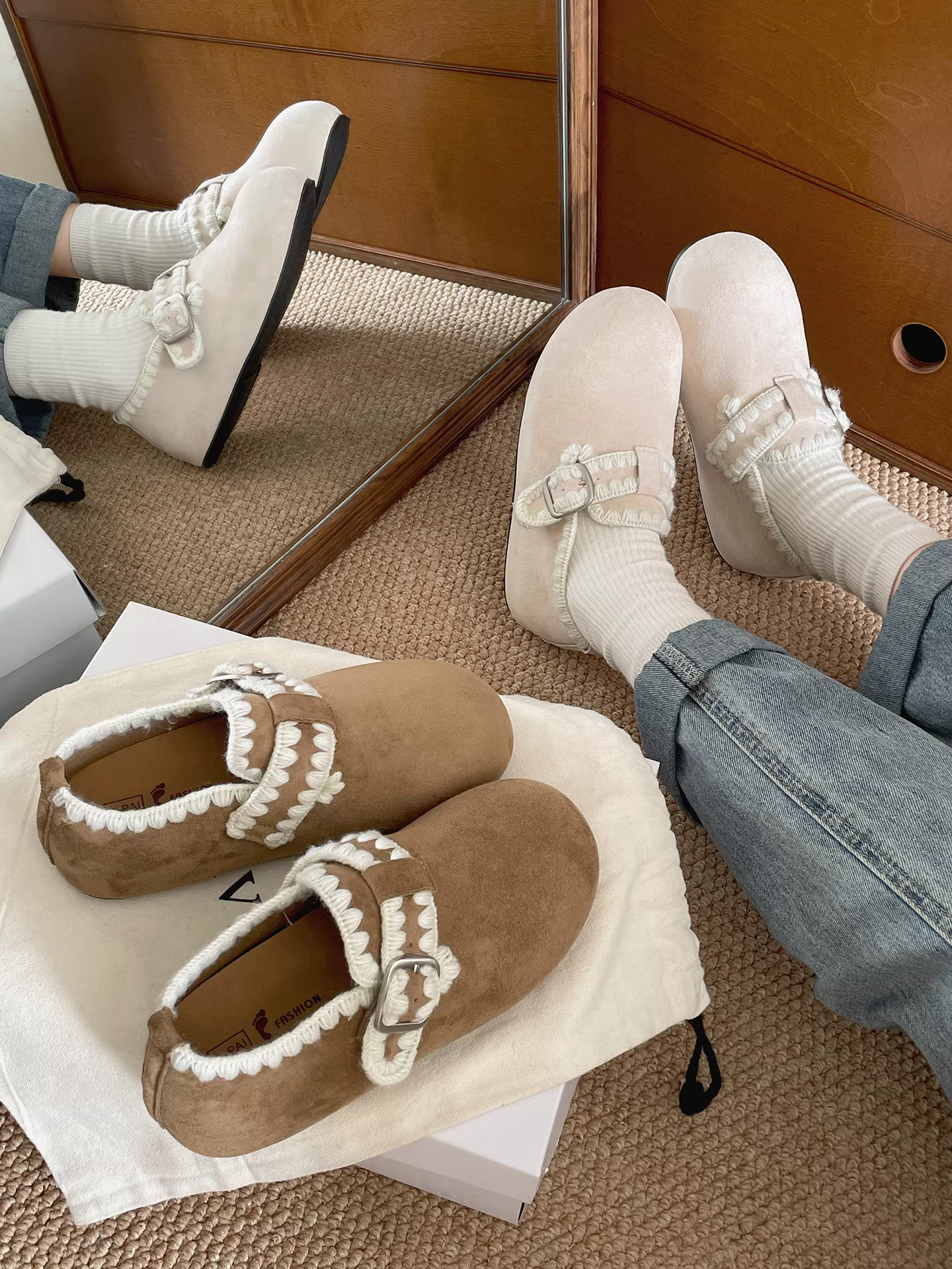 Giày Birkenstock đế bằng, kiểu dáng cổ điển, màu kaki, tăng chiều cao, ôm chân, dành cho nữ, kiểu thu mới 2025, phối cùng chân váy, mũi tròn, giày đơn.