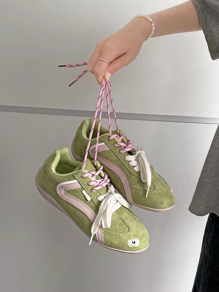 Giày thể thao Đức đế dày cổ điển màu đỏ dành cho nữ, mẫu mới thu đông 2025, đa năng, phong cách thường ngày.