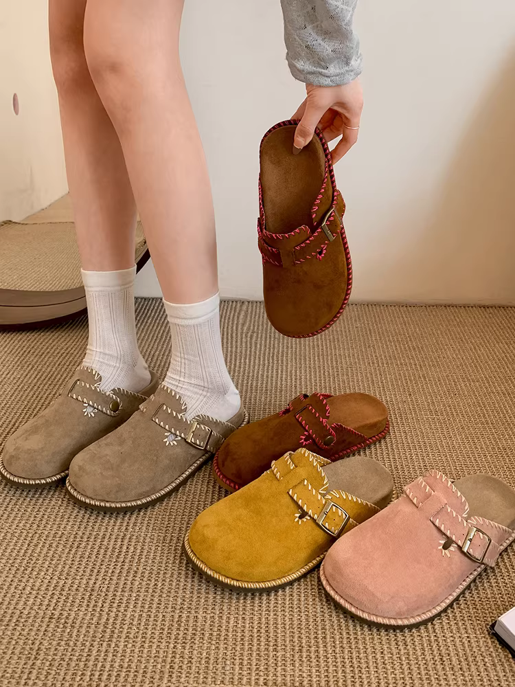 Dép lê mũi tròn kiểu retro phổ biến dành cho nữ, áo khoác ngoài mùa thu, giày Birkenstock nửa đế màu hồng đa năng chống trơn trượt mới năm 2025