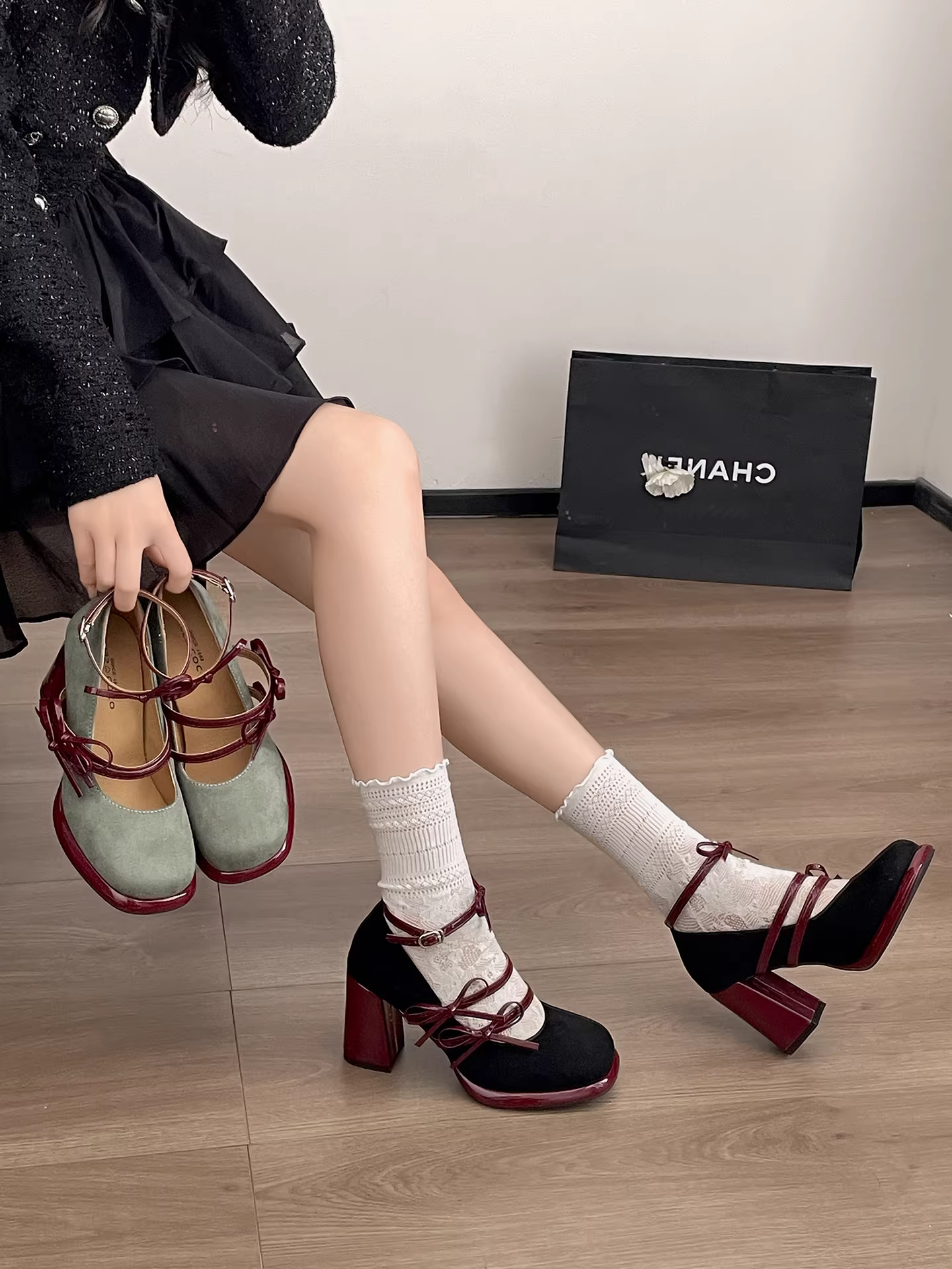 Giày cao gót đế dày kiểu Pháp cổ điển dành cho nữ 2025, giày tăng chiều cao mùa xuân thu mới, phối chân váy và giày Mary Jane miệng nông