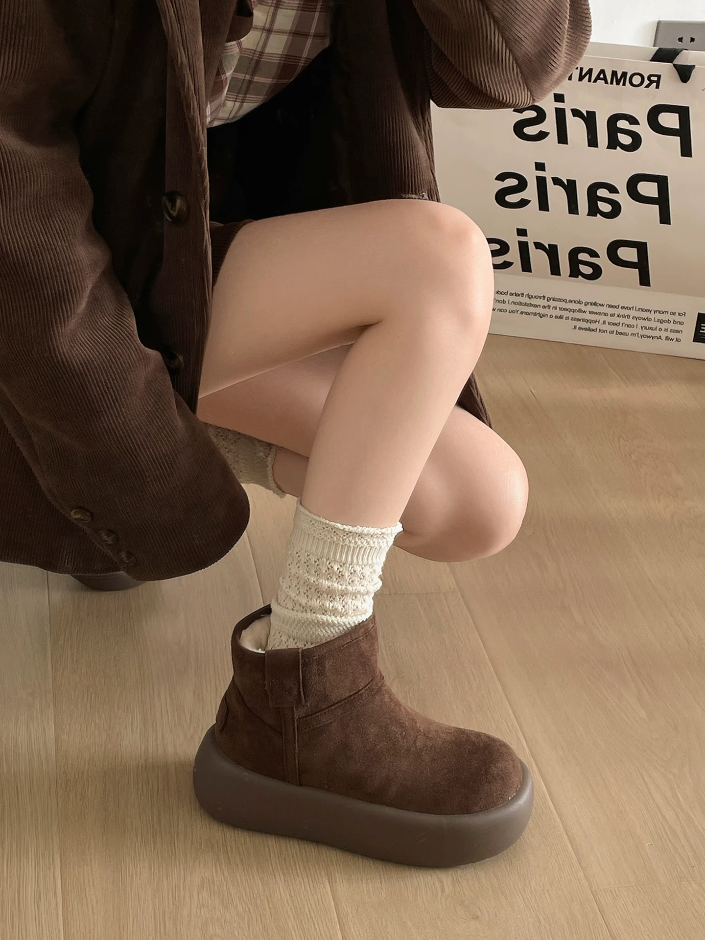 Giày bốt tuyết đế dày màu nâu cổ điển Nanzai dành cho nữ 2025, giữ ấm mùa đông mới, lót lông cừu, kiểu Birkenstock, chất liệu cotton