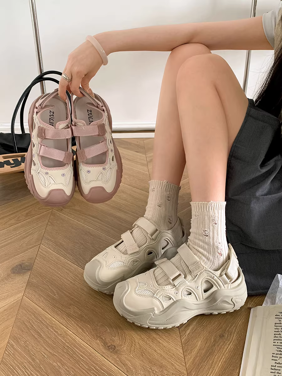 Giày sandal thể thao đế dày đế bằng màu trắng Nan Zai Nanbian dành cho nữ, giày bố mùa hè mới 2025.