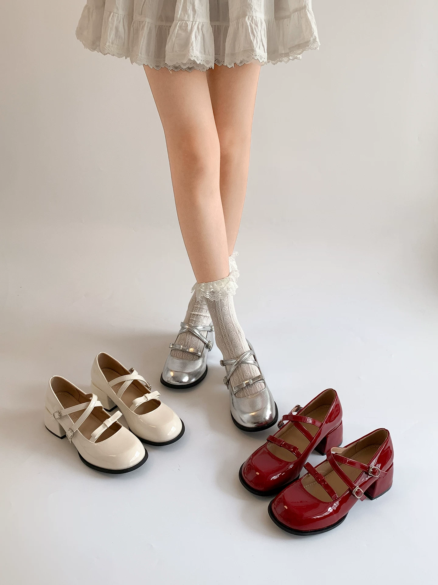 Giày cao gót đế dày mũi tròn kiểu Pháp màu đỏ dành cho nữ, mẫu mới thu đông 2025, đa năng phối chân váy, giày Mary Jane tăng chiều cao.