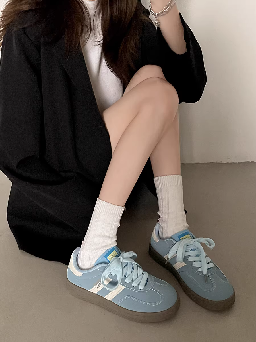 Giày thể thao Đức đế dày đa năng, kiểu retro, dành cho nữ, mẫu mới thu đông 2025, nhẹ và tăng chiều cao.