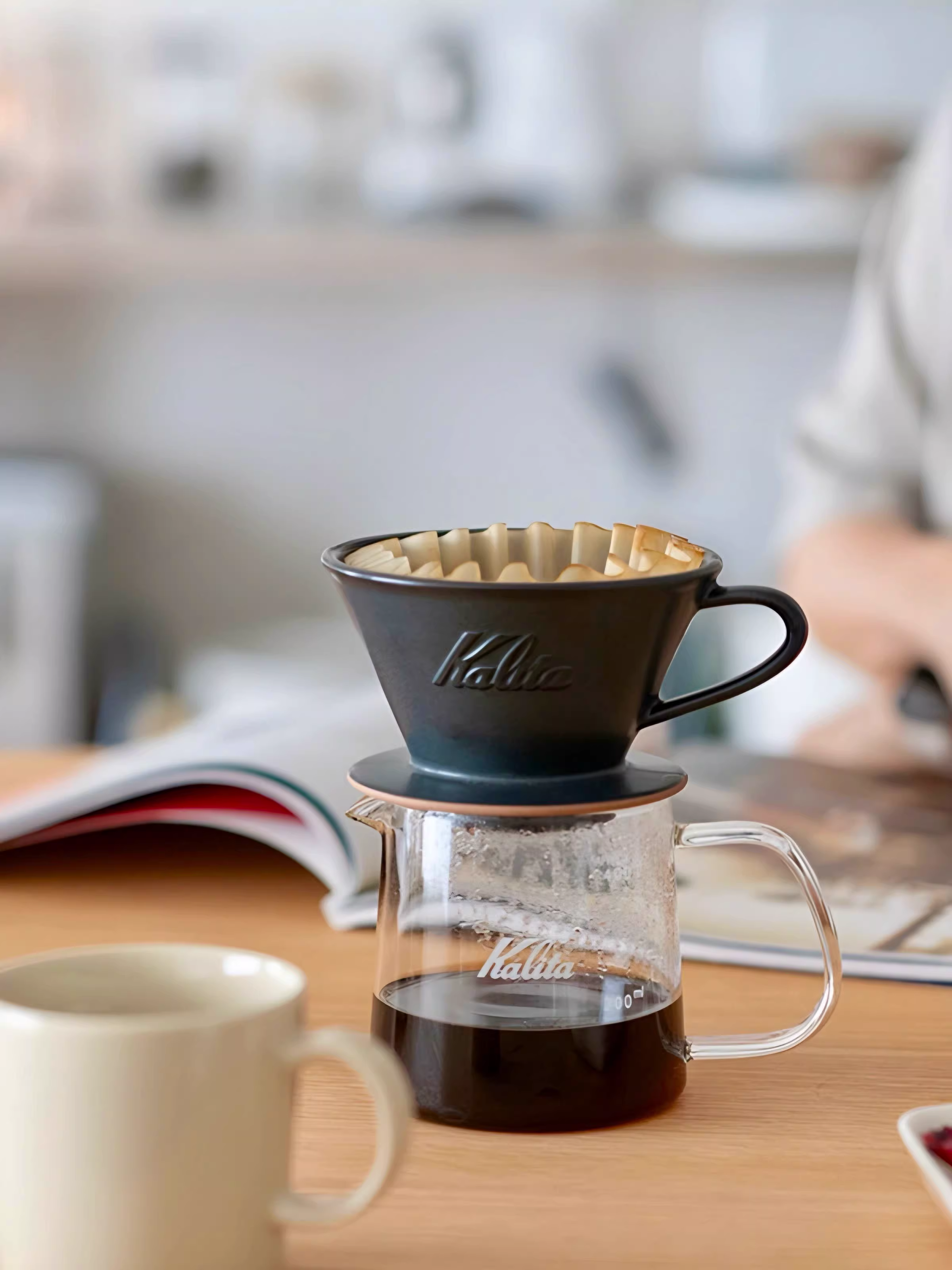 Bộ lọc cà phê gốm sứ Kalita Mino Nhật Bản, kiểu dáng sóng bánh, bộ lọc ba lỗ