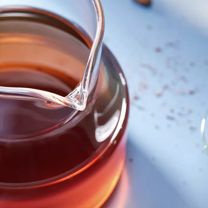 Một ví dụ về cốc lọc giấy origami chịu nhiệt bằng thủy tinh chịu nhiệt dùng để pha cà phê thủ công Byte Arc Sharing pot C40 Taimo