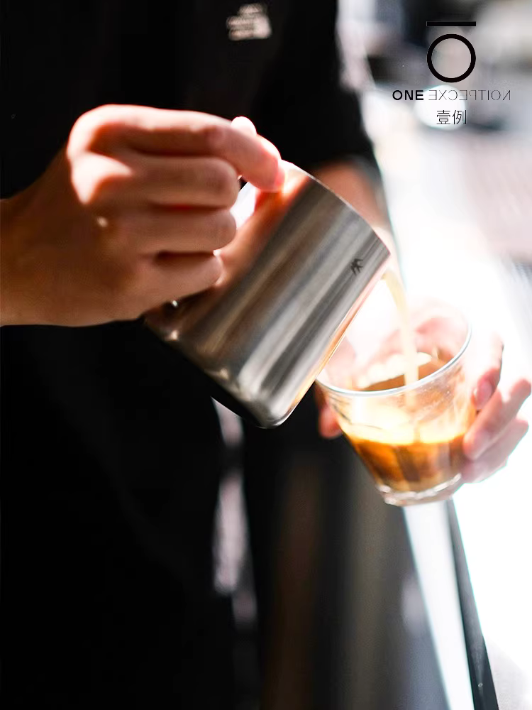 Bình pha cà phê Latte Art bằng mây Yanin Nhật Bản có vạch chia bên trong, dùng cho sữa, cà phê, tạo bọt sữa, vòi phun nổi, kiểu vòi chim ưng, ly Latte Art
