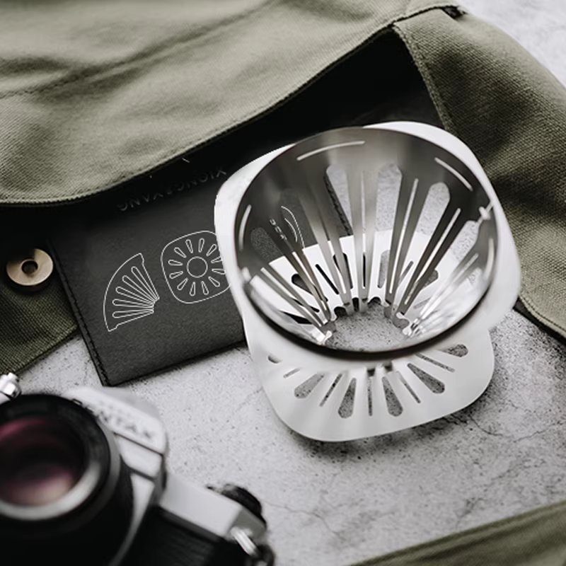 Cốc lọc cà phê Bear and Yang, gấp gọn được, làm bằng thép không gỉ, dùng pha cà phê thủ công, kiểu V60, lọc nhỏ giọt, tiện dụng khi đi du lịch ngoài trời