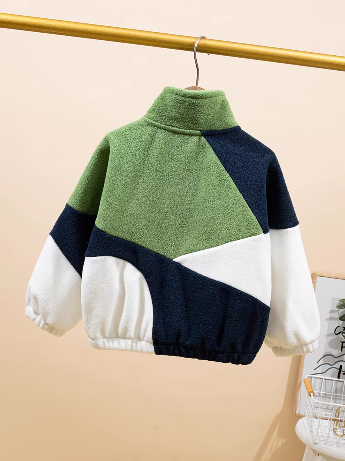 Áo nỉ trẻ em Áo khoác lông cừu cho bé trai Áo khoác lông cừu thông thường có lót lông cừu Quần áo mùa xuân cổ đứng Quần áo trẻ em Quần áo trẻ em phong cách mùa xuân và mùa đông