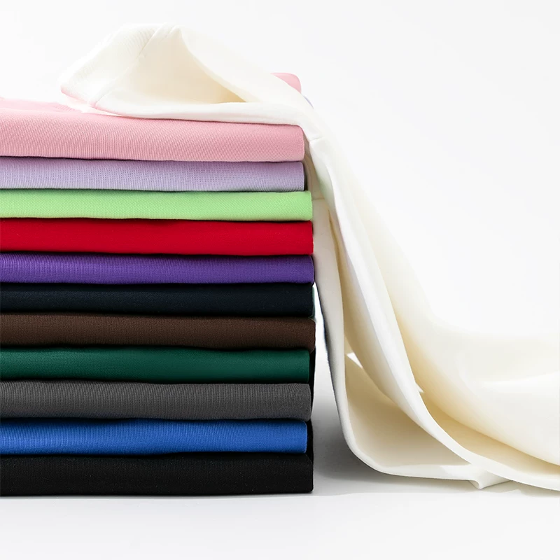 Áo len chui đầu cho bé trai, thương hiệu thời trang mới xuân thu 2025, áo len cổ tròn cho trẻ lớn, mẫu dài tay kiểu dáng mới xuân thu.