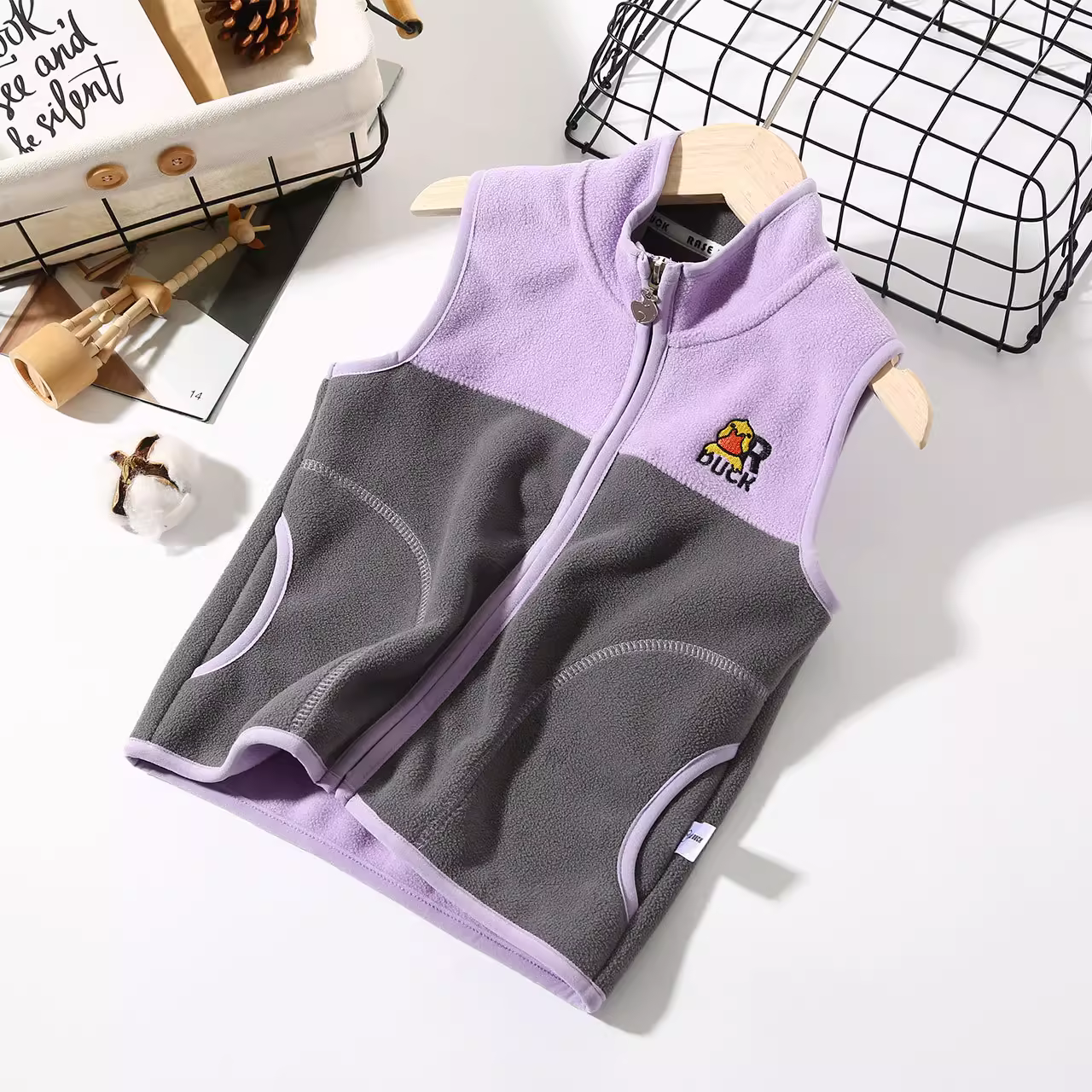 Áo khoác vest nỉ trẻ em thời trang xuân đông 2025, phối màu, bé trai và bé gái, áo khoác ngoài giữ ấm