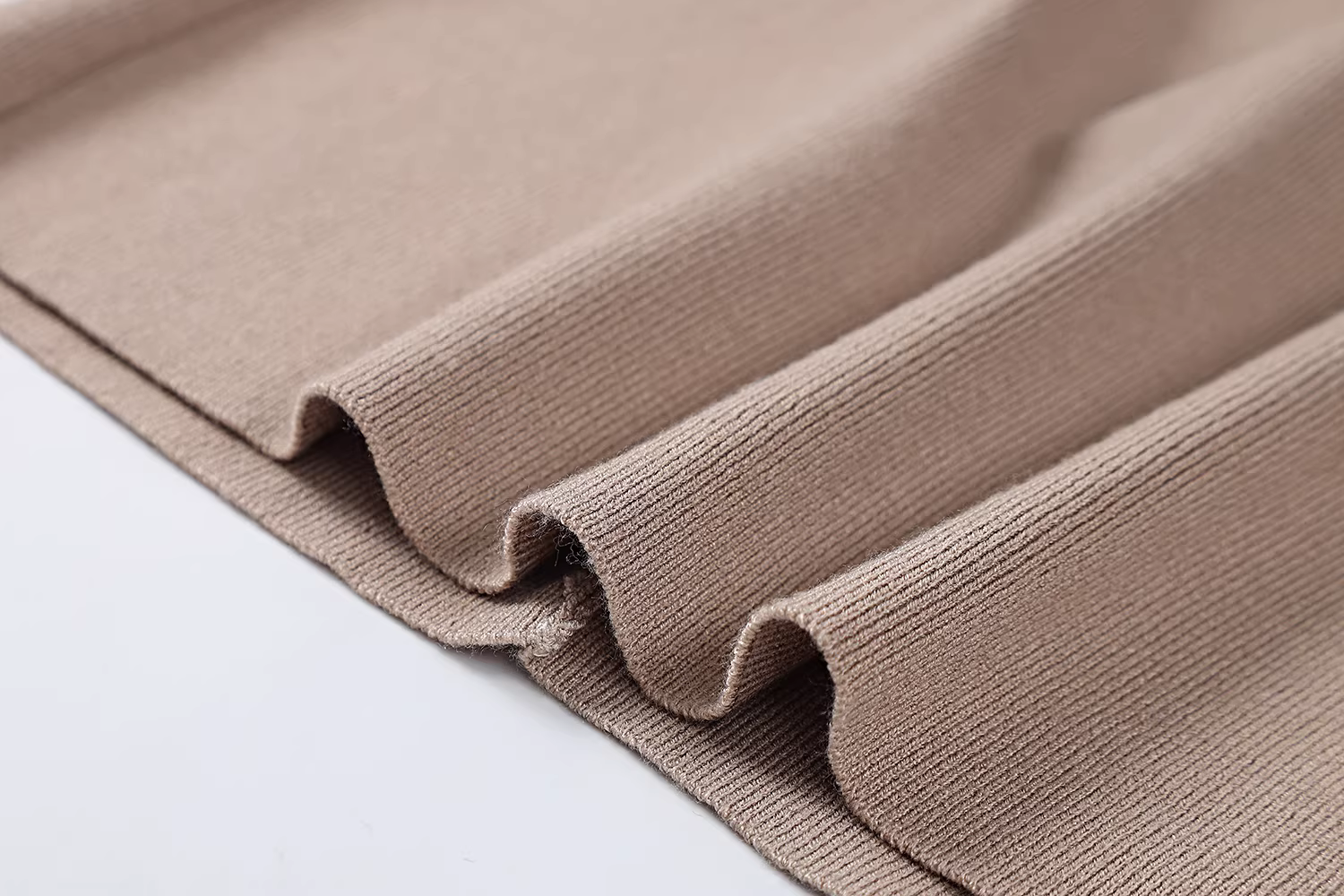 Áo len nữ dáng ôm cổ V kiểu Pháp CuteGirl, tay dài, mùa xuân thu 2025, mẫu mới