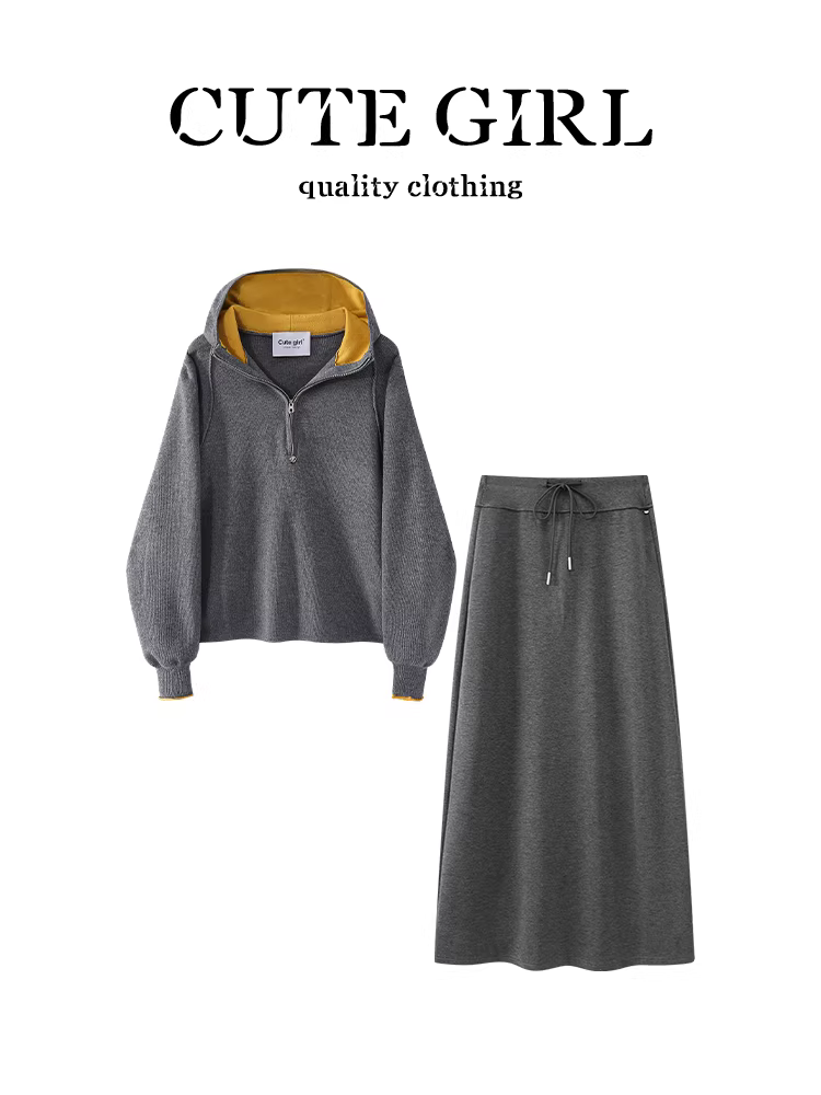 Trang phục mùa đông của CuteGirl là bộ đồ hai mảnh gồm áo nỉ có mũ màu xám cao cấp và váy chữ A.