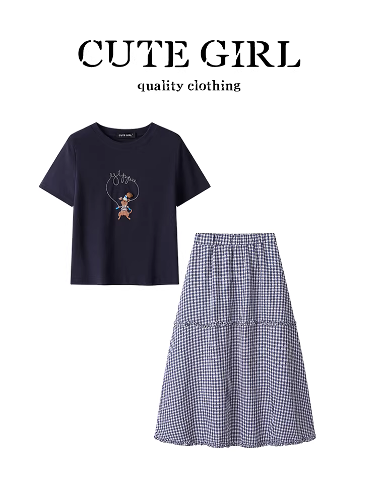 Bộ đồ mùa hè xinh xắn của CuteGirl với áo thun in hình hoạt hình và váy kẻ sọc có lưng thun, bộ hai mảnh