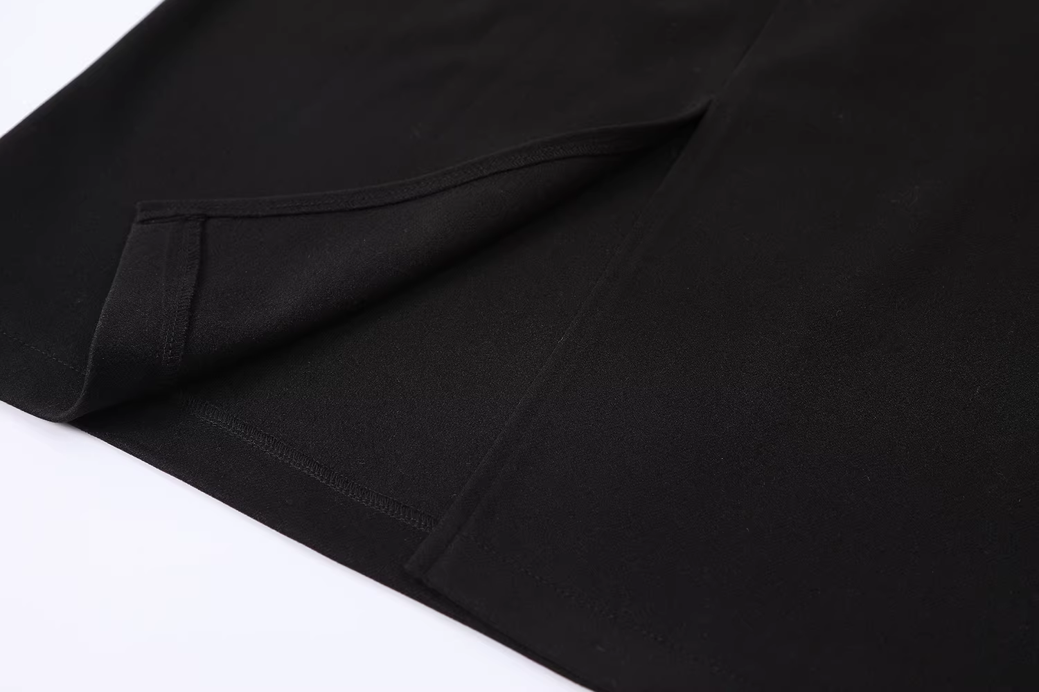 Váy len đen CuteGirl dành cho nữ, kiểu dáng ôm dáng chữ A dài trung bình, mới thu đông 2025