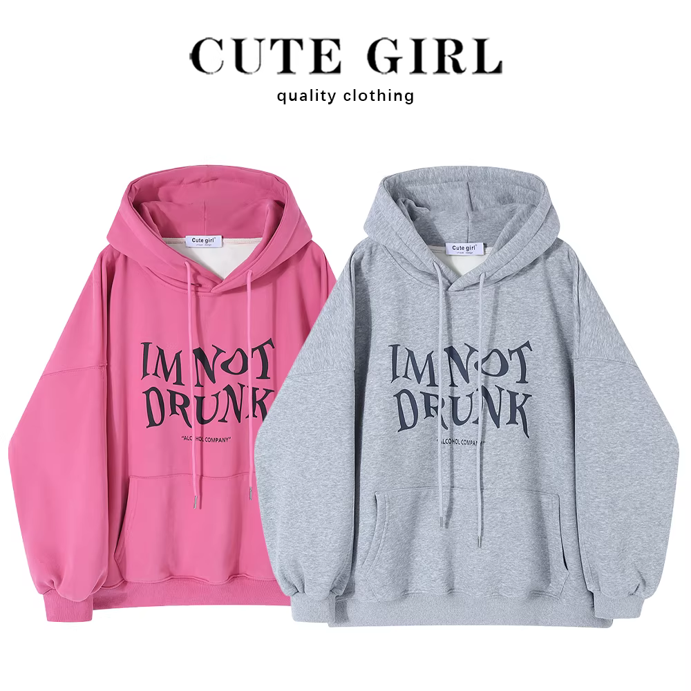 Áo nỉ cao cấp CuteGirl có lớp lót lông cừu và chất liệu dày dặn dành cho nữ, áo in chữ mới năm 2025 dành cho mùa thu đông.