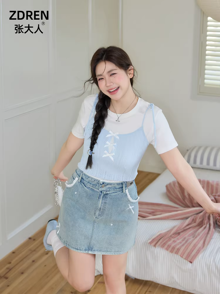 Bộ quần áo mùa hè cỡ lớn dành cho nữ của Zhang Daren dành cho phụ nữ mũm mĩm, giúp thon gọn, tươi trẻ và trẻ trung, áo thun ngắn tay, váy denim lưng cao.