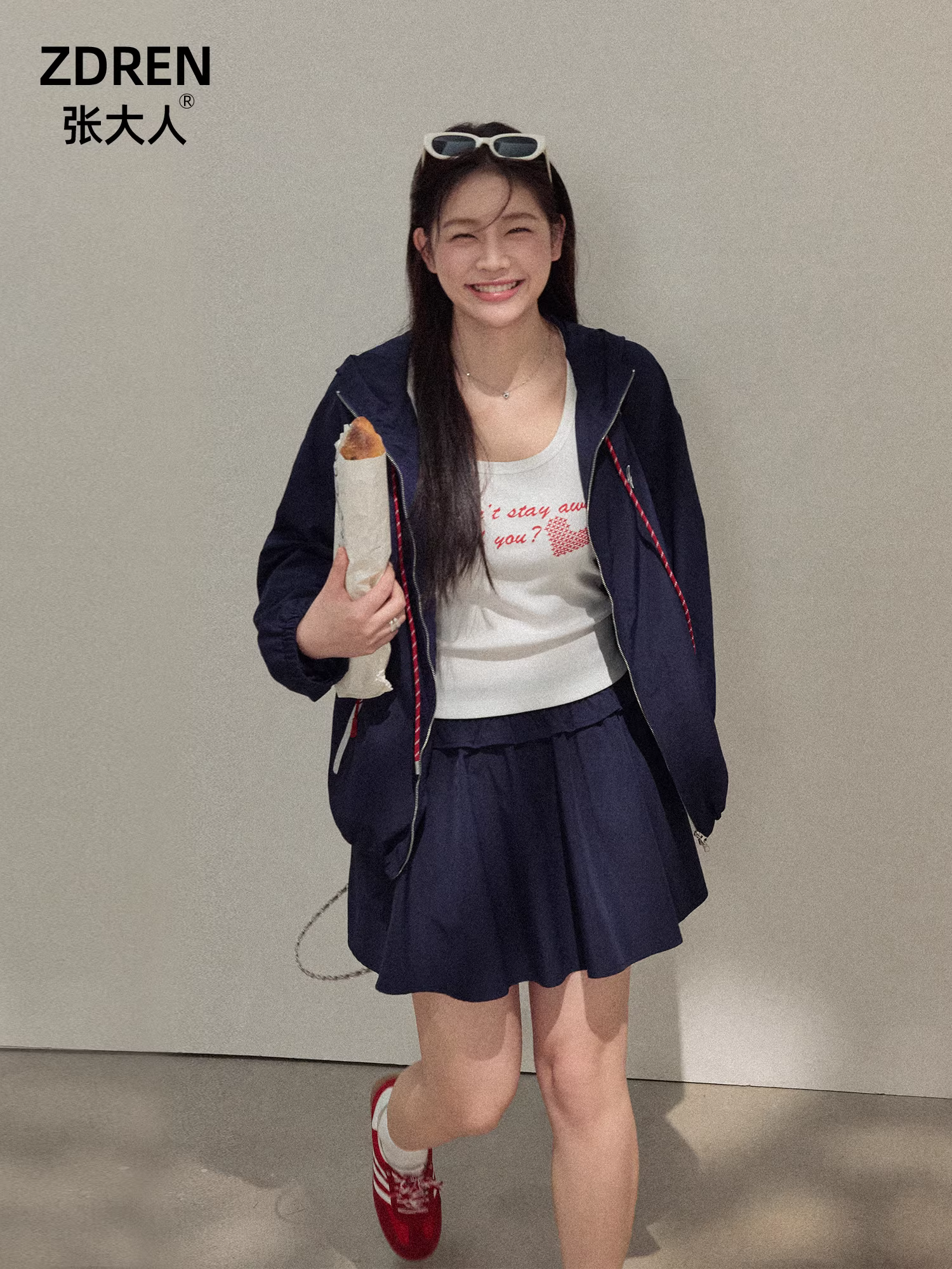 Quần áo nữ cỡ lớn dành cho người lớn, trang phục thu đông giúp giảm béo cho các cô gái mũm mĩm, bộ áo khoác và váy có khóa kéo đôi phong cách ngọt ngào và cá tính.