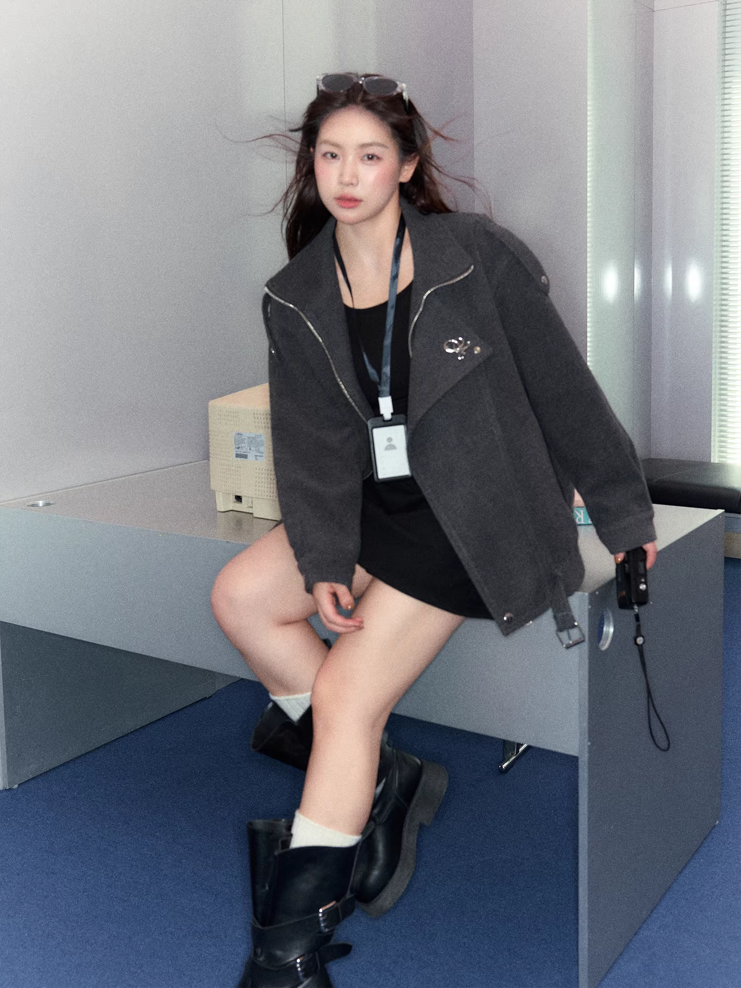 Quần áo nữ cỡ lớn dành cho các cô gái mũm mĩm, bộ trang phục giảm béo, phong cách chức năng, áo khoác len thời trang, quần váy đen