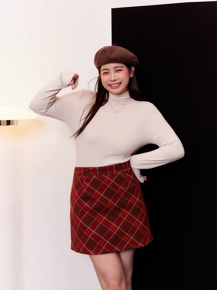 Quần áo nữ cỡ lớn của Zhang Daren, bộ áo len và váy màu đỏ tôn dáng cho năm mới, trang phục thời trang dành cho nữ.