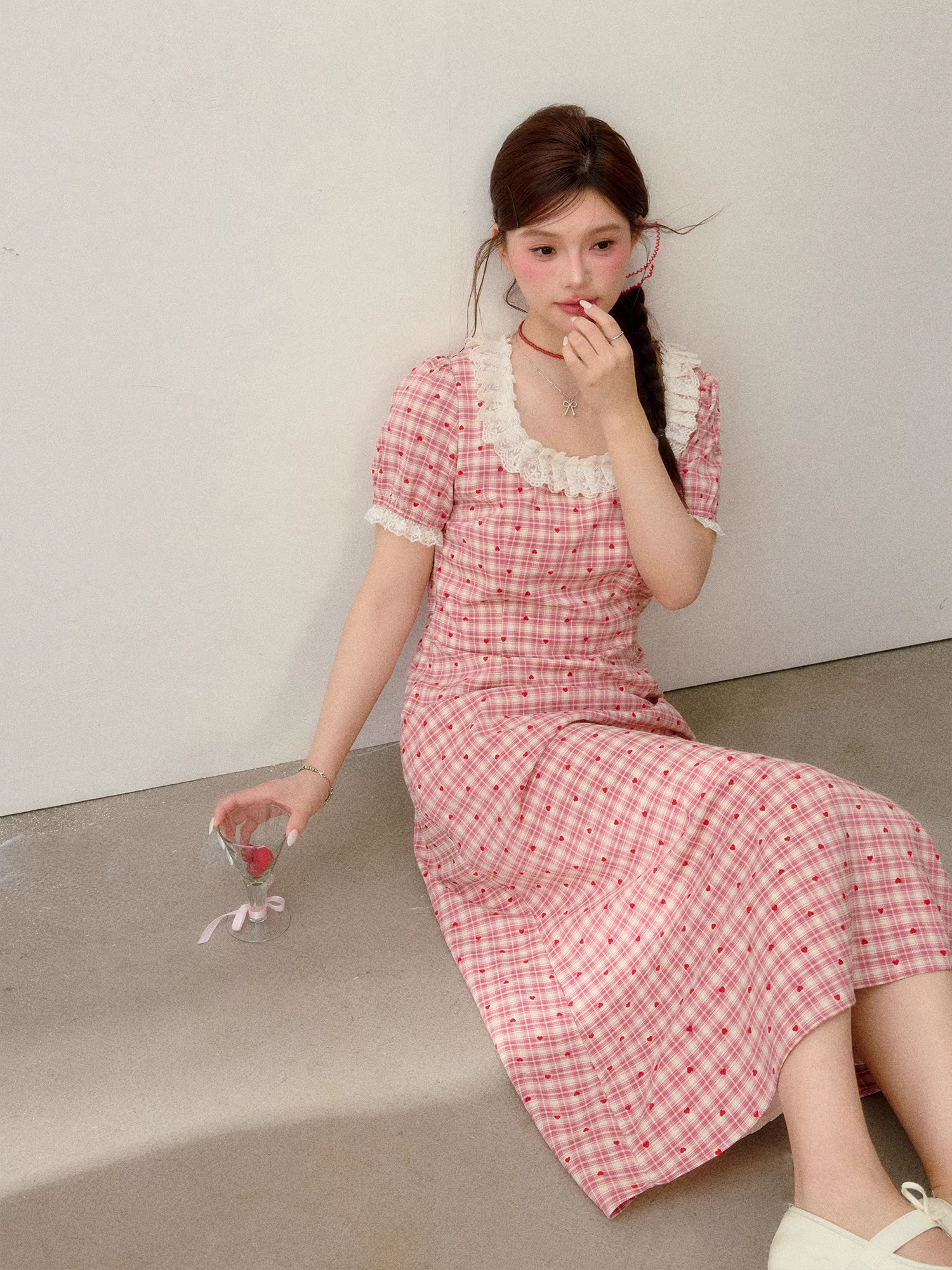 Váy hè thời thượng Zhang Daren 2025, size lớn, dành cho nữ, kiểu dáng retro, họa tiết, mini, giúp thon gọn cho các cô gái mũm mĩm