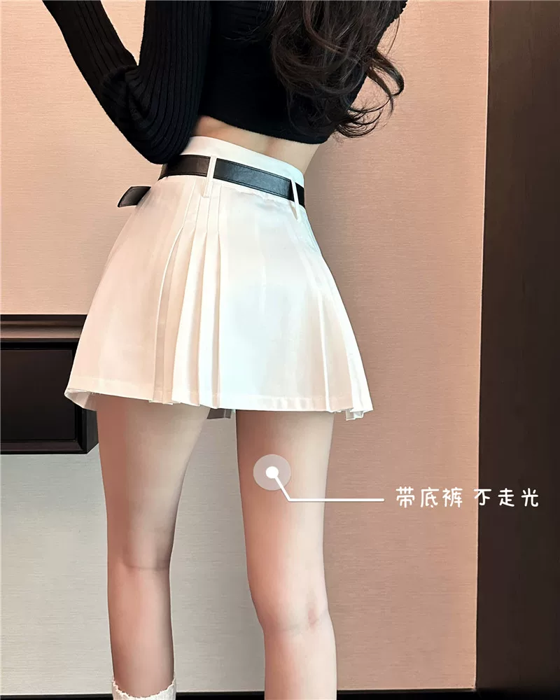 Váy xếp ly trắng size lớn cho nữ, thiết kế mới hè 2025, kiểu dáng độc đáo, chân váy ngắn chữ A, tôn dáng, lưng cao.