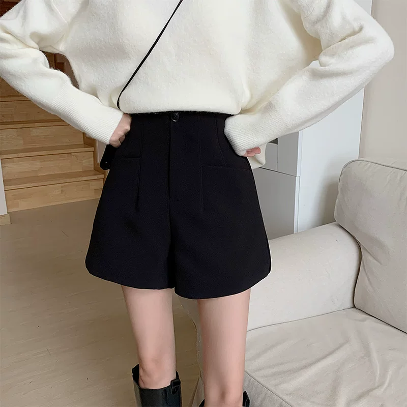 Quần short vest đen ống rộng lưng cao dành cho nữ, dáng rộng, dáng chữ A giảm béo mùa thu đông 2023 kiểu dáng mới quần cỡ lớn, quần short đi kèm áo khoác ngoài