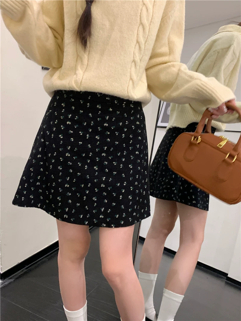 Váy xòe hoa vintage cỡ lớn dành cho nữ, quần váy ngắn chữ A lưng cao mùa xuân, váy che hông nhỏ nhắn, váy dù.