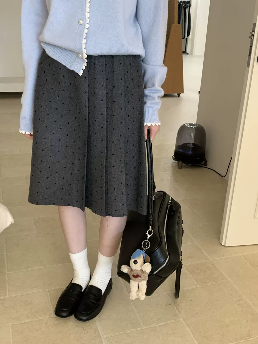Váy xếp ly chấm bi màu xám dành cho nữ, mùa thu đông, cỡ lớn, lưng cao, váy midi chữ A dày dặn, váy len che hông giúp thon gọn.