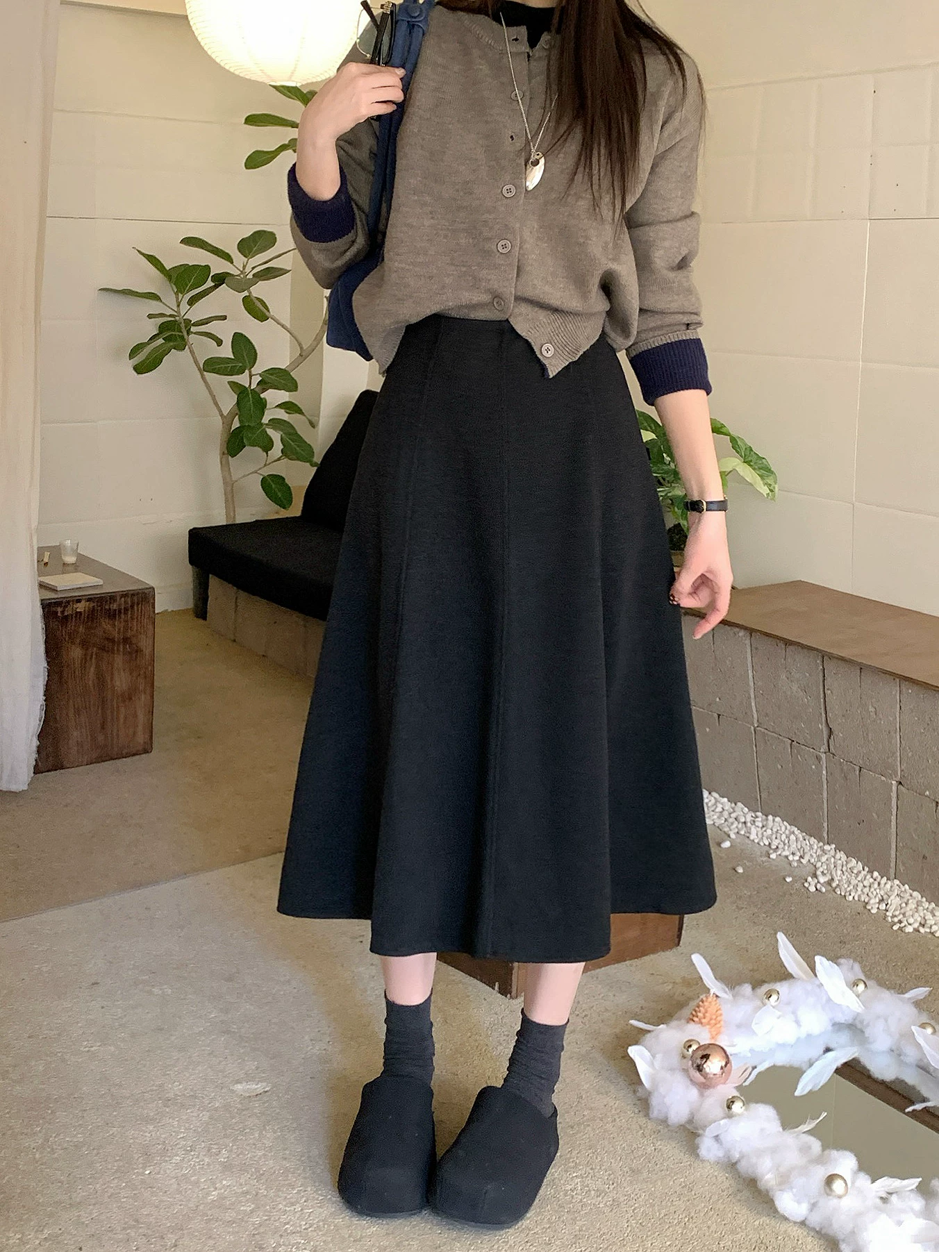 Váy midi len kiểu Pháp dành cho nữ, mùa thu đông, dáng quả lê, váy dài chữ A, lưng cao, tôn dáng, váy dáng dù, lưng thun, váy vạt rộng.