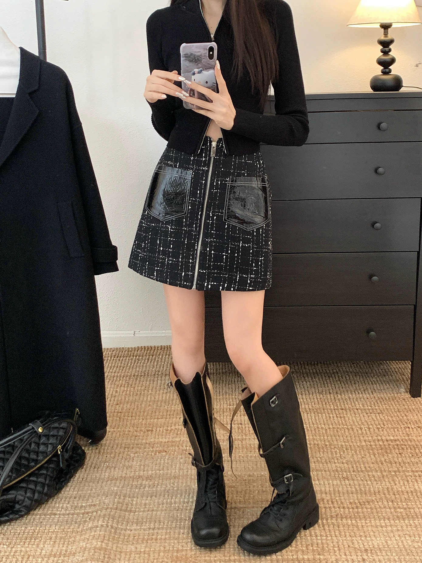 Váy bút chì dáng chữ A chất liệu tweed size lớn cho nữ, kiểu mới thu đông 2025, cạp cao, tôn dáng, phù hợp với người nhỏ nhắn.