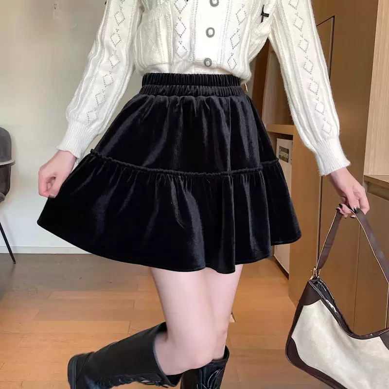 Váy nhung xếp ly, váy bánh bèo thu đông nữ size lớn, váy chữ A cao eo tôn dáng, váy ngắn cho nữ size lớn.