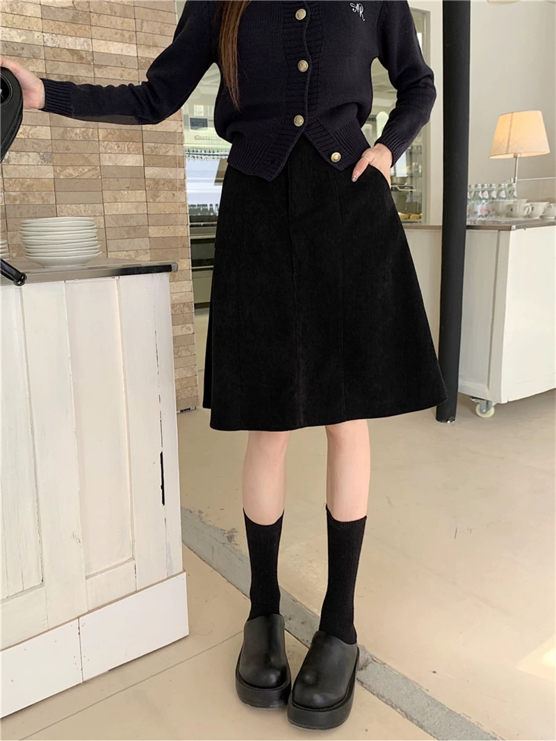 Váy midi nữ cỡ lớn, kiểu dáng mới thu đông, cạp cao, thon gọn, che bụng, dáng chữ A, ôm hông, váy ngắn bằng vải nhung.