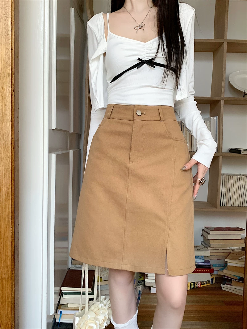 Váy midi denim kaki size lớn cho nữ, váy ngắn chữ A cạp cao mùa hè, váy bút chì dài vừa phải có đường xẻ tôn dáng.