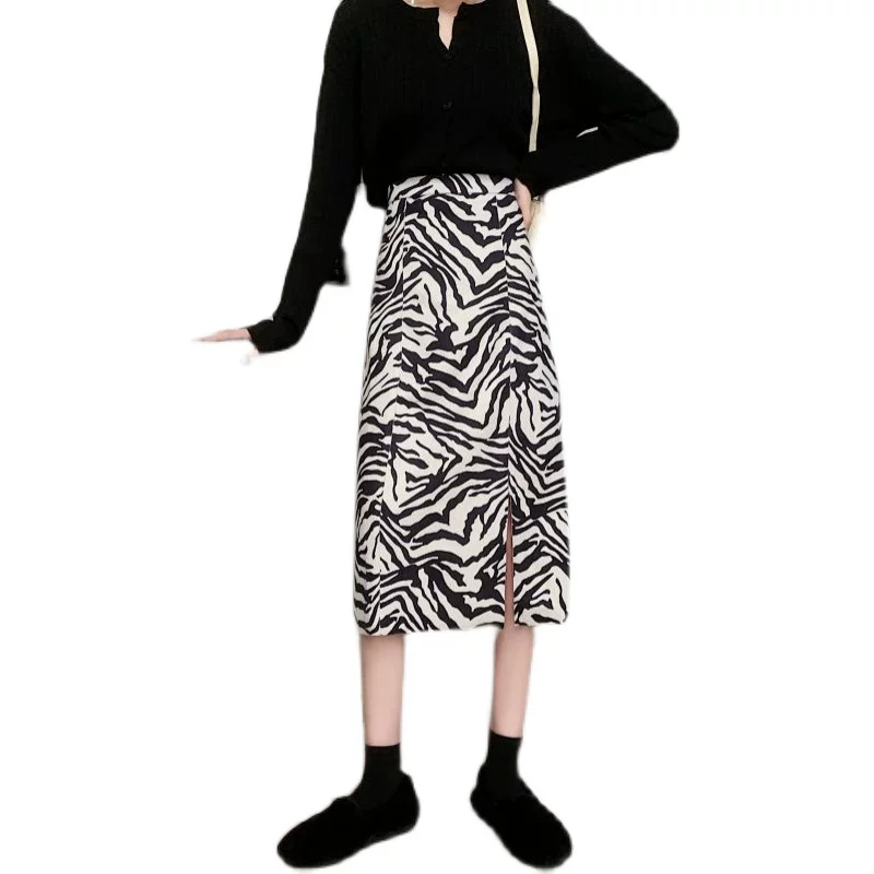 Váy midi da lộn in họa tiết ngựa vằn mùa thu đông dành cho nữ, váy bút chì dáng chữ A xẻ tà cao cấp, size lớn.