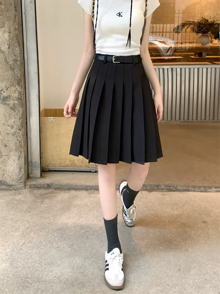 Váy xếp ly màu xám cỡ lớn dành cho nữ, dài ngang đùi, thiết kế cao cấp mùa hè, tôn dáng, kiểu dáng preppy, dáng chữ A.