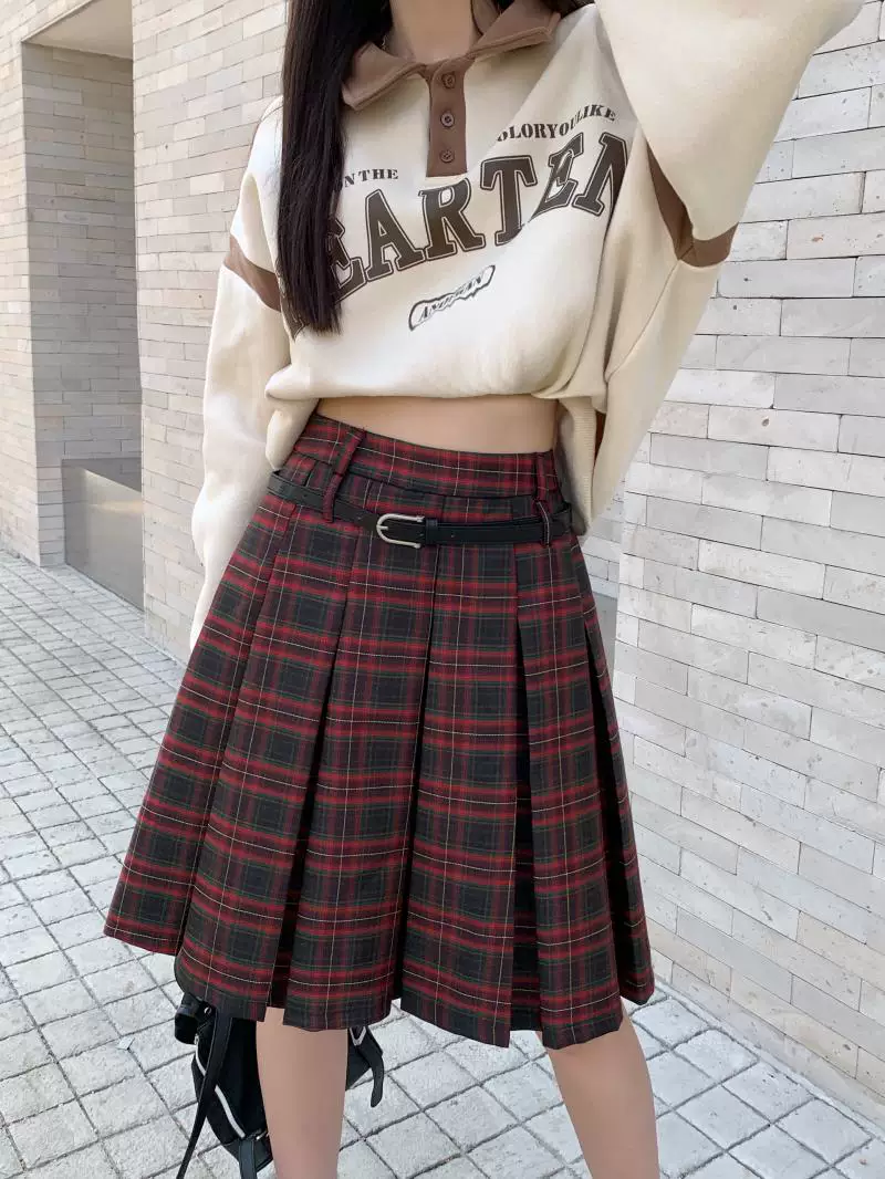 Váy xếp ly lưng cao kẻ sọc đỏ dành cho nữ mùa thu đông 2022 thiết kế mới lạ váy dài vừa phải váy chữ A váy dù