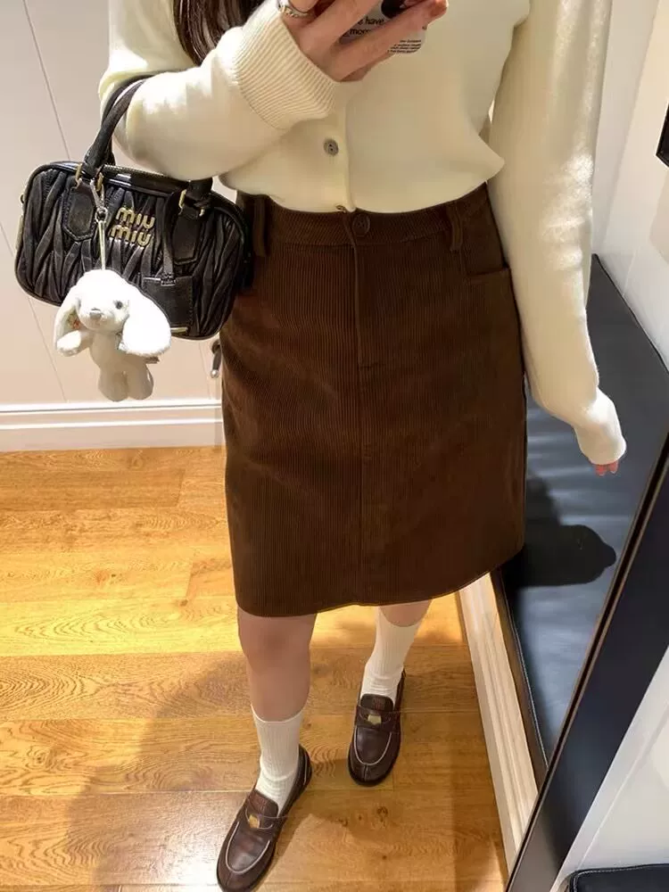 Váy nhung màu nâu cỡ lớn dành cho nữ, váy bút chì đa năng lưng cao mùa thu đông, váy dài vừa phải dành cho phụ nữ có đường cong, váy ngắn chữ A tôn dáng.