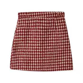 Váy kẻ sọc đỏ len cỡ lớn dành cho nữ, mùa thu đông, phối cùng áo len, váy ôm sát, váy ngắn chữ A kiểu Chanel giúp thon gọn.