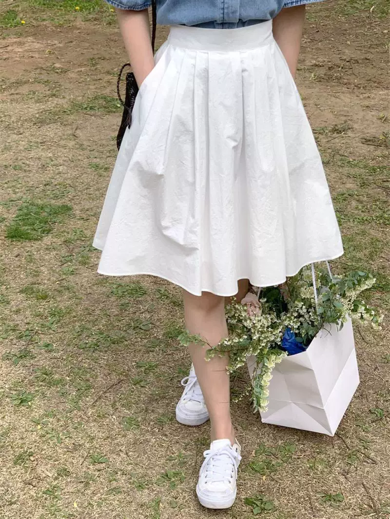 Váy midi màu trắng dáng quả lê, size lớn dành cho nữ, váy cạp cao mùa hè phù hợp với phụ nữ mũm mĩm có hông rộng và đùi dày, váy dáng chữ A.