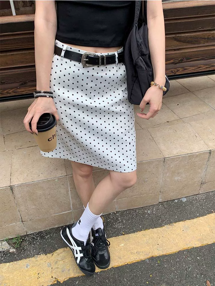 Váy midi chấm bi trắng, váy chữ A dáng ôm đa năng lưng cao mùa xuân hè mới, váy midi tôn dáng phong cách preppy.