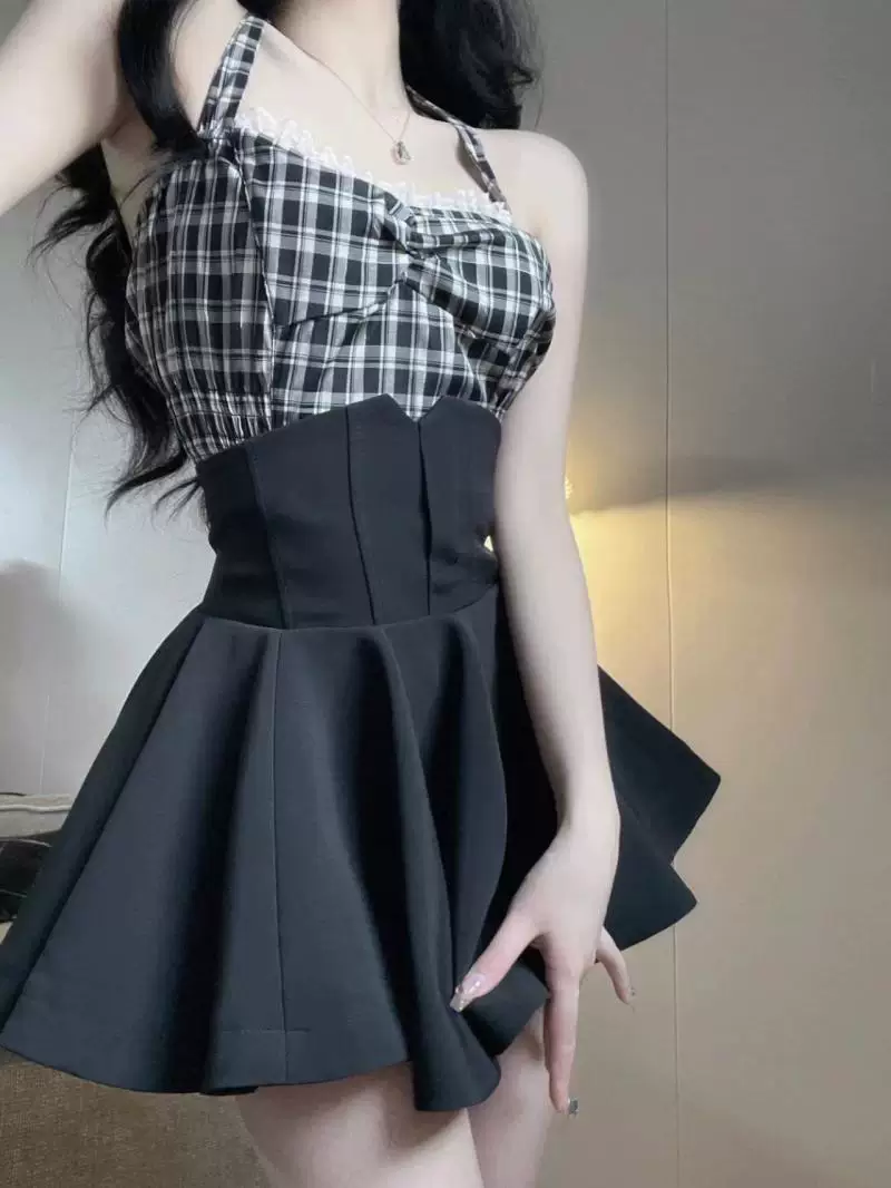 Váy xòe đen cho nữ, mùa thu đông, cỡ lớn, váy xếp ly ôm dáng cao eo thời trang, váy ngắn chữ A nhỏ nhắn.