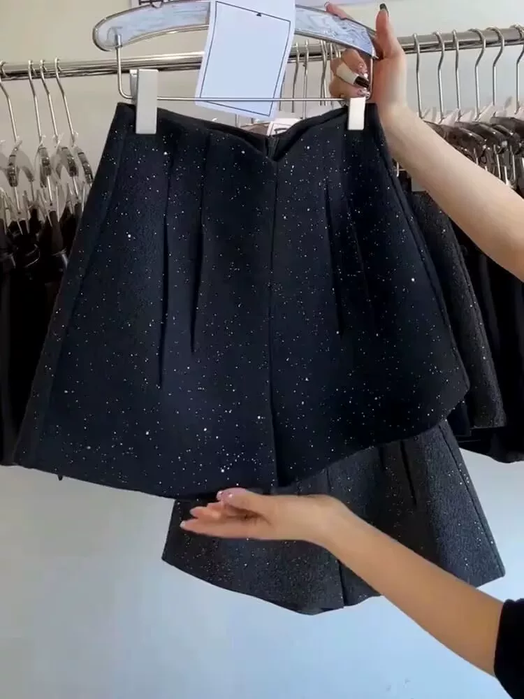 Quần short len bóng dáng rộng dành cho nữ, quần ống rộng cạp cao phong cách Chanel mùa thu đông, quần short đính sequin dáng chữ A dày dặn.