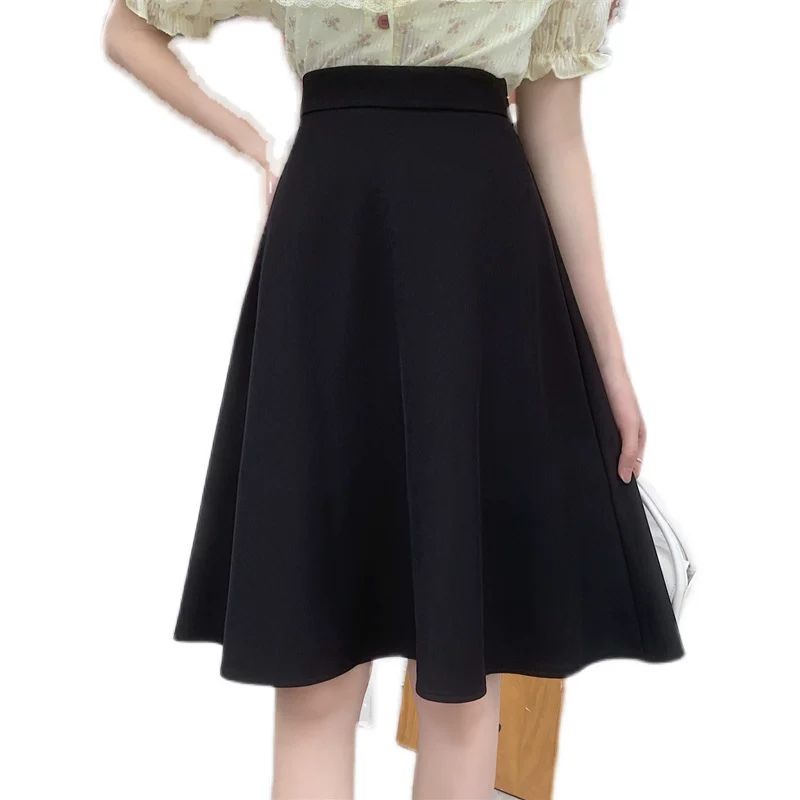 Váy đen xòe dài ngang đùi mùa hè, size lớn cho nữ, cạp cao, tôn dáng, kiểu dáng chữ A, chống lộ nắng.